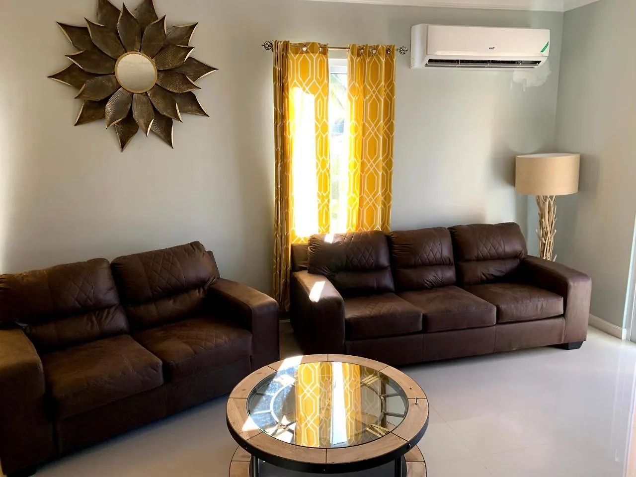 Hamptons At Fairway Across From Ac Marriott Unit No3 Apartment Kingston