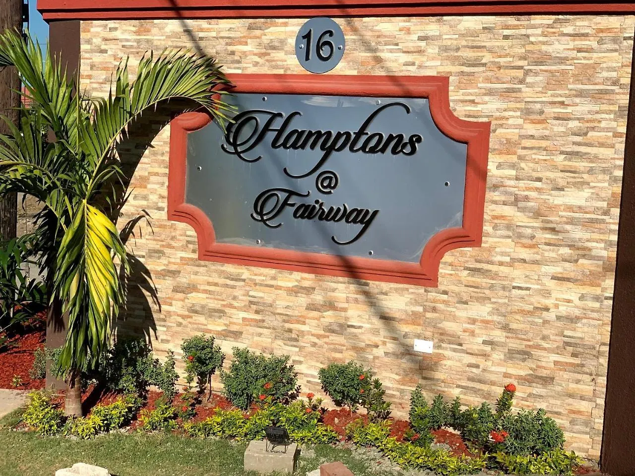 Hamptons At Fairway Across From Ac Marriott Unit No3 Apartment Kingston 0*,  Jamaica